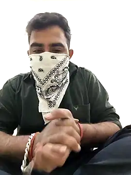 13lusty online show from February 5, 2025, 6:13 am