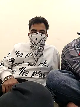 13lusty online show from March 17, 2025, 7:02 am