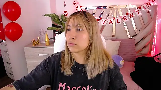 NyxAndria 1 online show from February 6, 2025, 8:45 pm