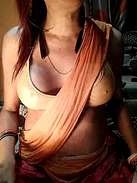 Snapshot of SANA-LEONI chatting on January 12, 2026, 2:11 pm SANA-LEONI online show from January 12, 2026, 2:11 pm