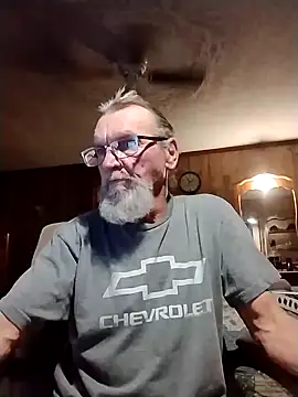 Snapshot of Aldick68 chatting on February 2, 2025, 5:10 am Aldick68 online show from February 2, 2025, 5:10 am