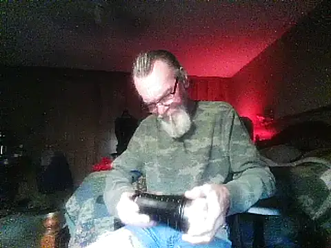 Snapshot of Aldick68 chatting on March 8, 2025, 10:45 pm Aldick68 online show from March 8, 2025, 10:45 pm