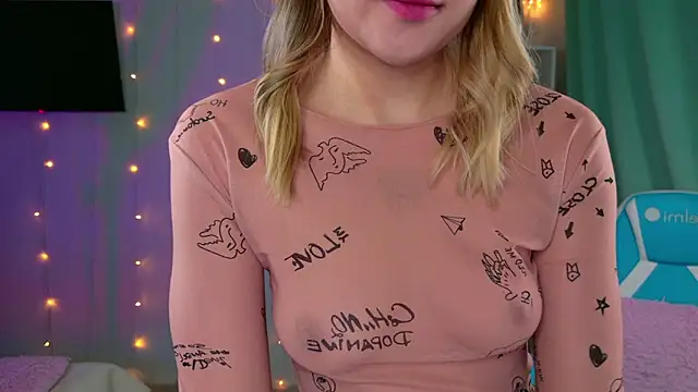 Snapshot of Mercedes_Robinson chatting on February 5, 2026, 4:28 am Mercedes Robinson online show from February 5, 2026, 4:28 am