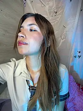 Snapshot of Selesumii chatting on February 25, 2026, 4:11 am Selesumii online show from February 25, 2026, 4:11 am