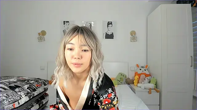 Snapshot of mirann chatting on January 28, 2025, 3:25 am mirann online show from January 28, 2025, 3:25 am