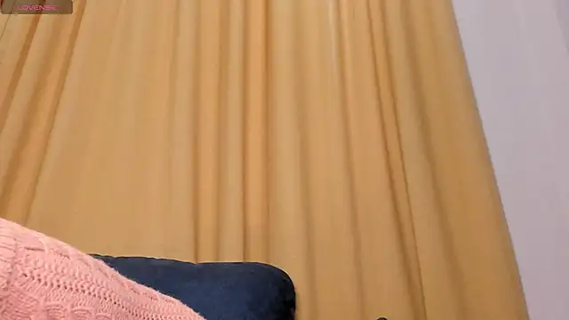 Snapshot of mirann chatting on February 15, 2025, 4:14 am mirann online show from February 15, 2025, 4:14 am