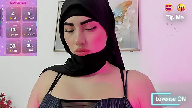 Snapshot of taylorsmiiith_ chatting on December 16, 2025, 8:14 pm taylorsmiiith online show from December 16, 2025, 8:14 pm