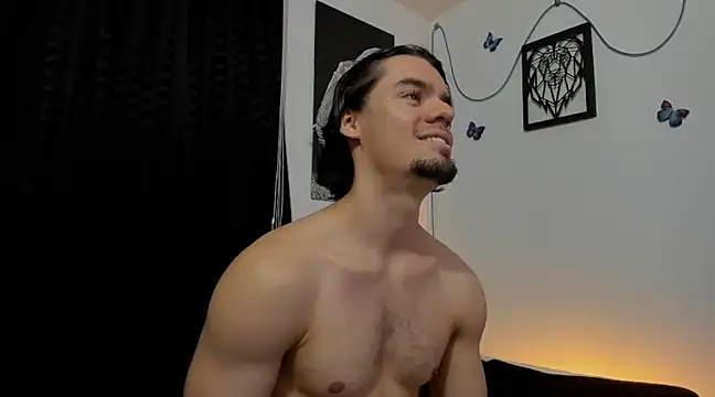 Snapshot of maxi_styles chatting on February 4, 2025, 9:41 pm maxi styles online show from February 4, 2025, 9:41 pm