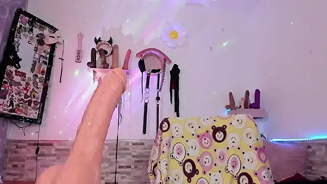 Snapshot of amyswallow7 chatting on February 27, 2026, 2:44 am amyswallow7 online show from February 27, 2026, 2:44 am