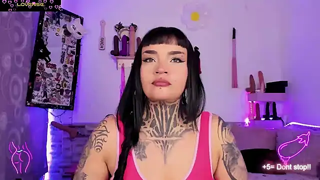 Snapshot of amyswallow7 chatting on March 31, 2026, 12:34 am amyswallow7 online show from March 31, 2026, 12:34 am