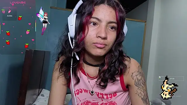 Lovelyamyy online show from October 9, 2025, 9:13 pm