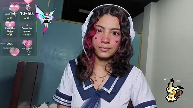 Lovelyamyy online show from October 16, 2025, 10:44 pm