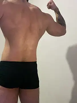 Snapshot of Lucasfit24 chatting on February 7, 2025, 2:19 am Lucasfit24 online show from February 7, 2025, 2:19 am