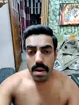 Snapshot of vaibhavchugh38 chatting on February 6, 2025, 12:33 am vaibhavchugh38 online show from February 6, 2025, 12:33 am