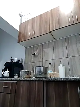 blondaf online show from November 28, 2025, 6:05 am