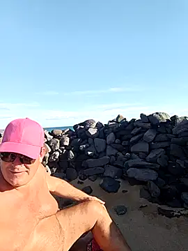 Snapshot of MountJohnXL chatting on December 18, 2025, 4:13 pm MountJohnXL online show from December 18, 2025, 4:13 pm