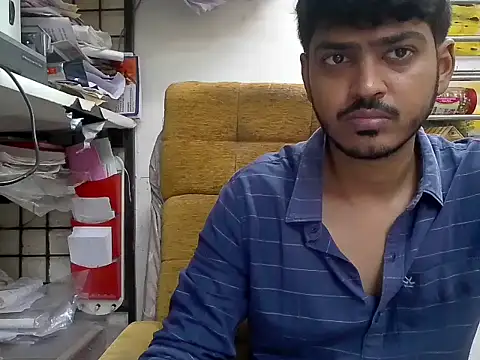 Snapshot of cute_modell chatting on September 17, 2025, 8:27 am cute modell online show from September 17, 2025, 8:27 am