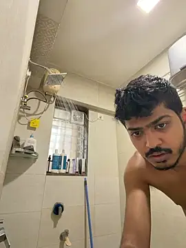 Snapshot of cute_modell chatting on January 7, 2026, 5:32 am cute modell online show from January 7, 2026, 5:32 am