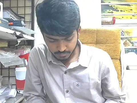 Snapshot of cute_modell chatting on January 14, 2026, 12:33 pm cute modell online show from January 14, 2026, 12:33 pm