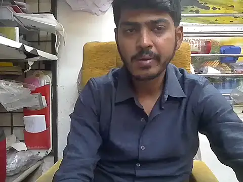 Snapshot of cute_modell chatting on February 4, 2026, 12:22 pm cute modell online show from February 4, 2026, 12:22 pm