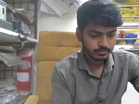 Snapshot of cute_modell chatting on February 16, 2026, 12:56 pm cute modell online show from February 16, 2026, 12:56 pm