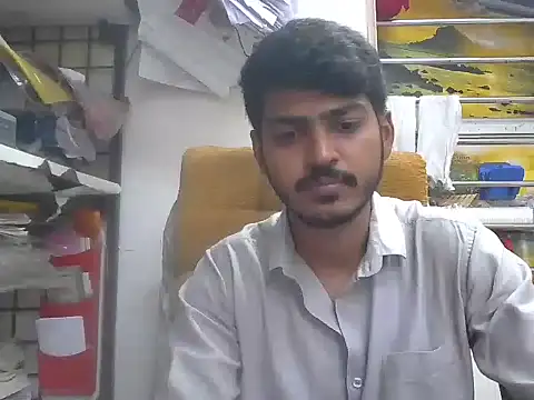 Snapshot of cute_modell chatting on February 18, 2026, 8:32 am cute modell online show from February 18, 2026, 8:32 am