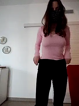 Akemi rossi online show from May 19, 2026, 4:57 pm