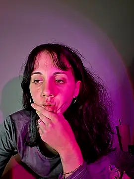 w4xxita online show from May 12, 2026, 2:41 am