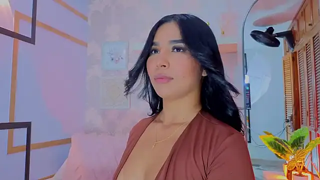 Snapshot of CharlotteGraay chatting on February 25, 2026, 7:45 pm CharlotteGraay online show from February 25, 2026, 7:45 pm