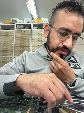 Snapshot of leonardohot1987 chatting on March 10, 2025, 5:39 pm leonardohot1987 online show from March 10, 2025, 5:39 pm