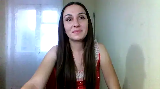 Snapshot of Yuliia30 chatting on January 13, 2025, 12:35 pm Yuliia30 online show from January 13, 2025, 12:35 pm