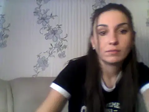 Snapshot of Yuliia30 chatting on February 4, 2025, 8:35 am Yuliia30 online show from February 4, 2025, 8:35 am