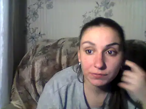 Snapshot of Yuliia30 chatting on February 19, 2025, 3:38 pm Yuliia30 online show from February 19, 2025, 3:38 pm