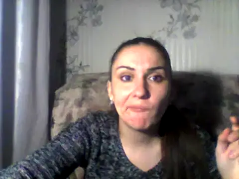 Snapshot of Yuliia30 chatting on February 22, 2025, 3:25 pm Yuliia30 online show from February 22, 2025, 3:25 pm