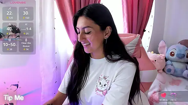 Snapshot of sweetfoxy_17 chatting on February 5, 2026, 8:57 pm sweetfoxy 17 online show from February 5, 2026, 8:57 pm