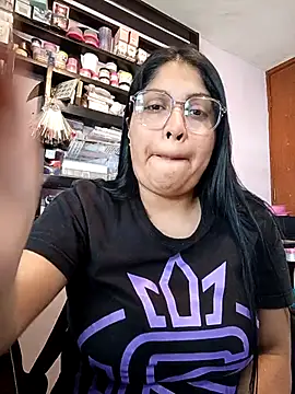 Snapshot of ConyPeralta chatting on February 10, 2026, 7:29 pm ConyPeralta online show from February 10, 2026, 7:29 pm