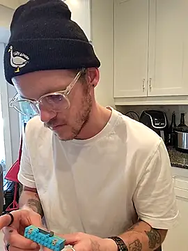 Snapshot of SoxxyNsh chatting on March 4, 2026, 6:03 pm SoxxyNsh online show from March 4, 2026, 6:03 pm