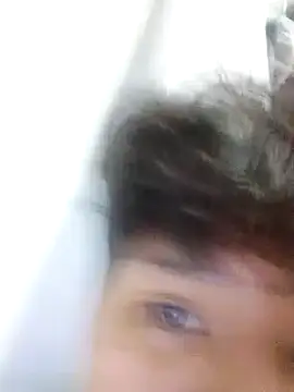 Snapshot of it0z_klk chatting on February 3, 2025, 7:40 am it0z klk online show from February 3, 2025, 7:40 am