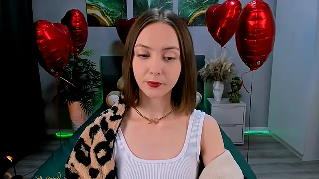 Snapshot of JesssWalker chatting on February 14, 2025, 9:53 pm JesssWalker online show from February 14, 2025, 9:53 pm