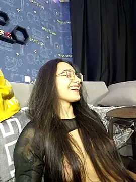 LittleX Angel online show from March 5, 2025, 10:55 am