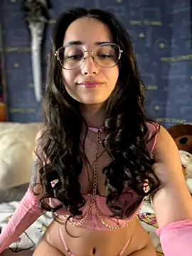 LittleX Angel online show from November 7, 2025, 8:58 am