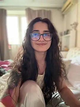 LittleX Angel online show from April 16, 2026, 9:32 am