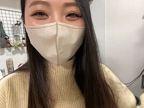 Snapshot of yazawa_oO chatting on February 1, 2026, 12:59 pm yazawa oO online show from February 1, 2026, 12:59 pm