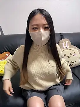 Snapshot of yazawa_oO chatting on February 18, 2026, 12:45 pm yazawa oO online show from February 18, 2026, 12:45 pm