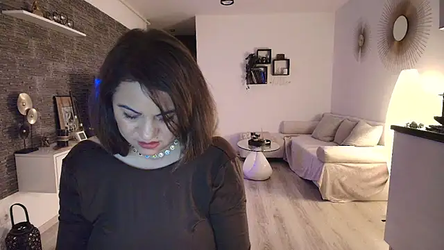 VixenVibesX online show from February 17, 2025, 10:36 pm