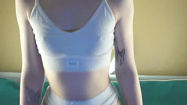 milasmiu online show from January 30, 2025, 9:14 pm