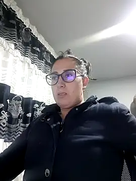 Snapshot of CHARLOTTE_1711 chatting on January 16, 2026, 4:16 am CHARLOTTE 1711 online show from January 16, 2026, 4:16 am