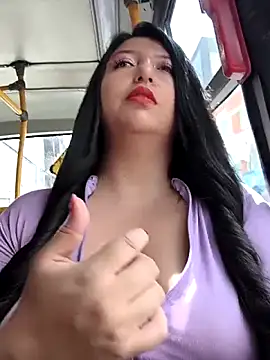 Melyy Edii online show from March 19, 2026, 6:34 pm