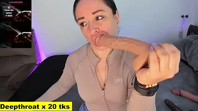 Snapshot of aurora-deepthroat chatting on March 15, 2026, 11:27 am aurora-deepthroat online show from March 15, 2026, 11:27 am