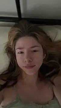 Snapshot of Mary_Leaf chatting on November 16, 2025, 9:37 am Mary Leaf online show from November 16, 2025, 9:37 am